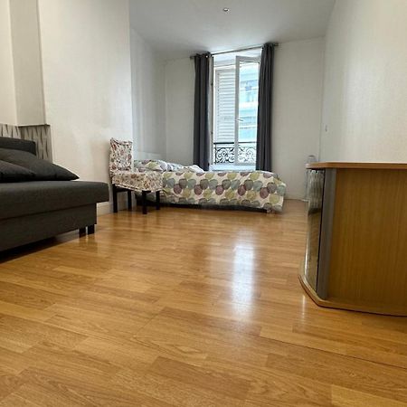 New Saint Maur-Logement Lovely Flat 32M2 Париж Екстер'єр фото